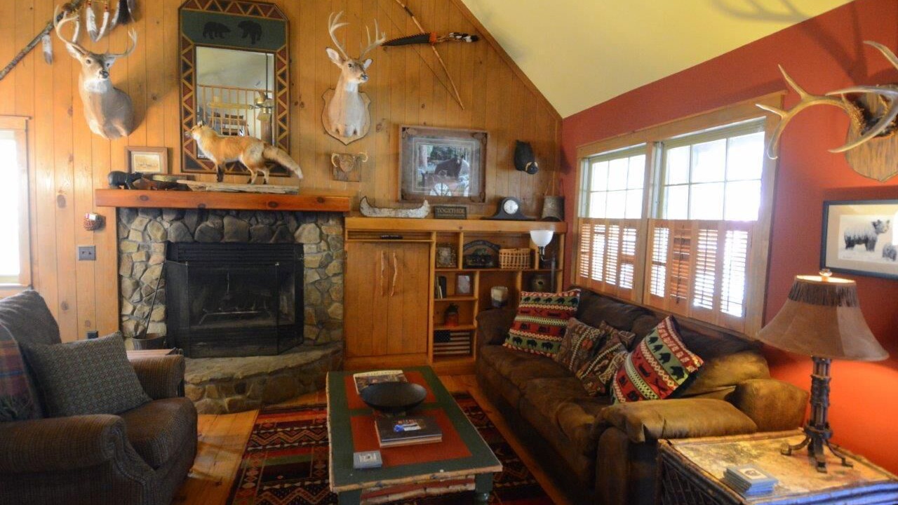 Photo of Livingroom in Robbinsville