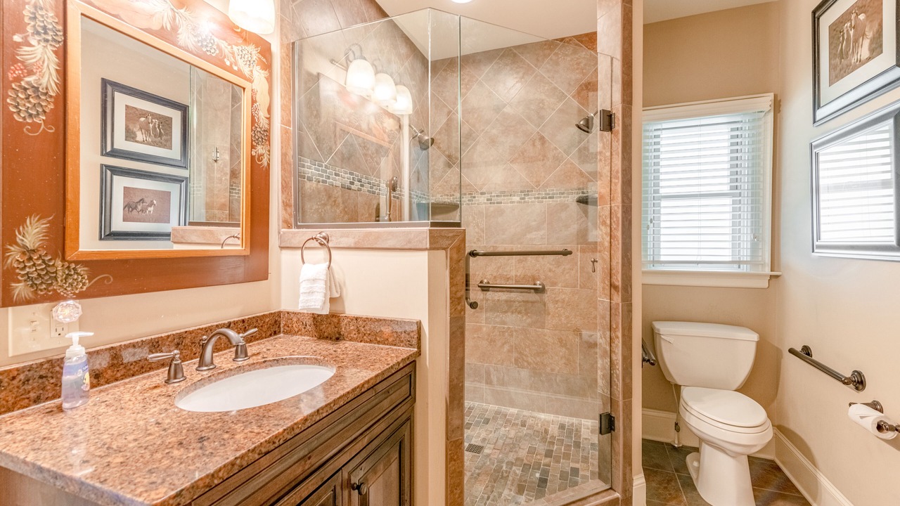 Photo of Bathroom in Lake Junaluska