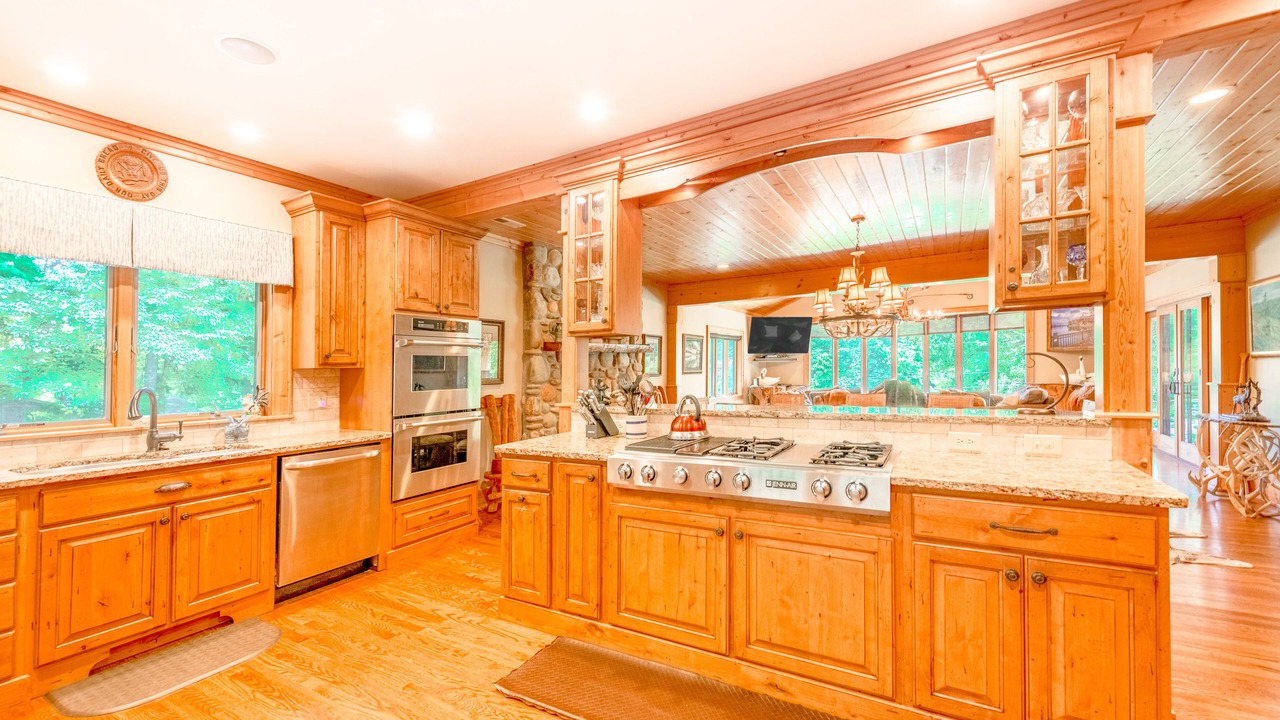 Photo of Kitchen in Lake Junaluska