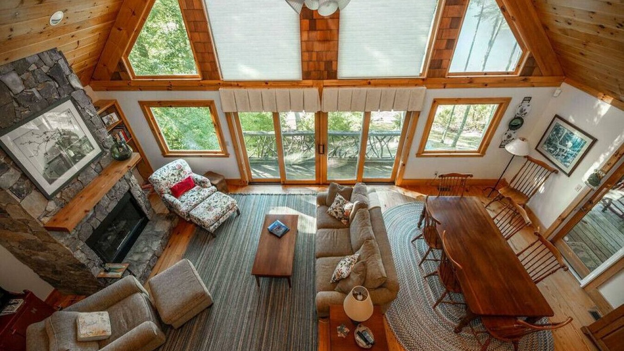 Photo of Livingroom in Cullowhee