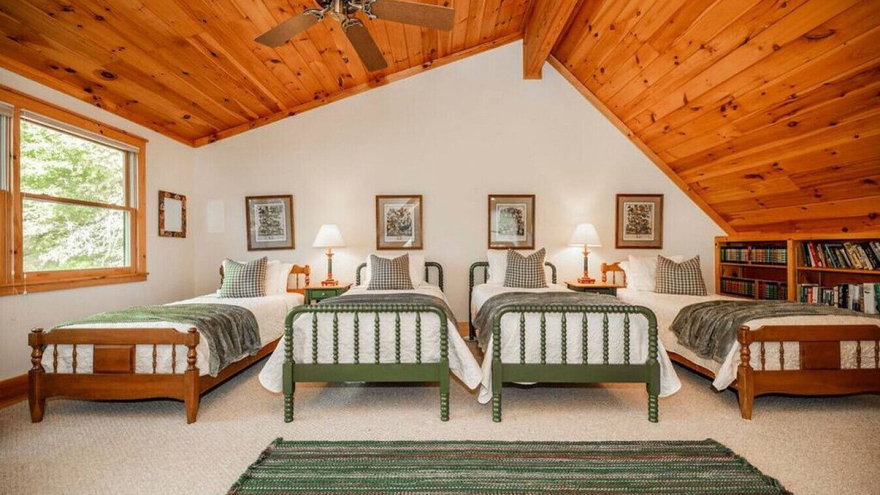 Photo of Bedroom in Cullowhee