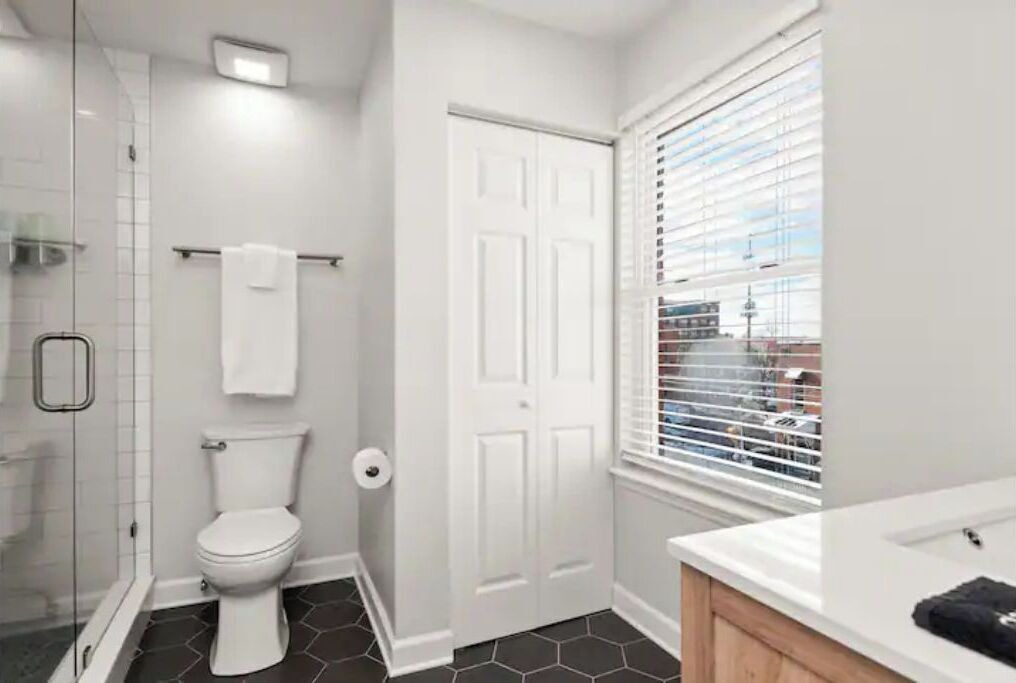 Photo of Bathroom in Rutledge Hill