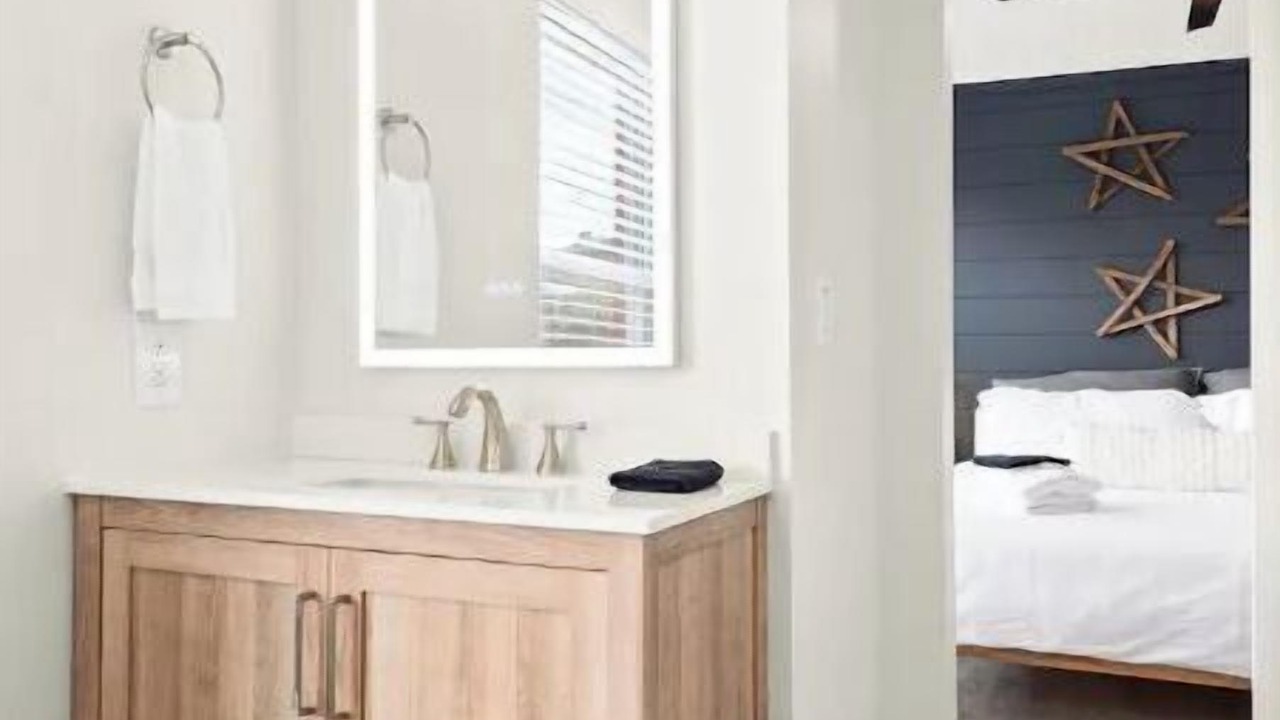 Photo of Bedroom in Rutledge Hill