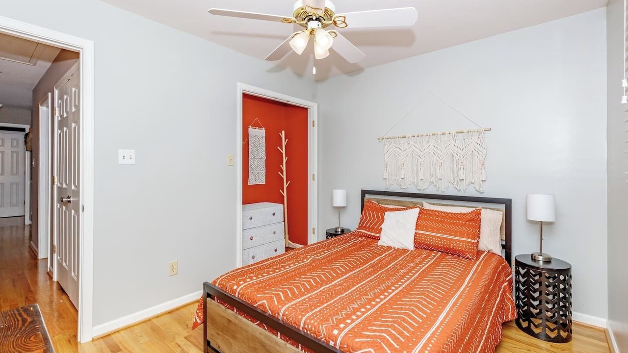 Photo of Bedroom in Troutman