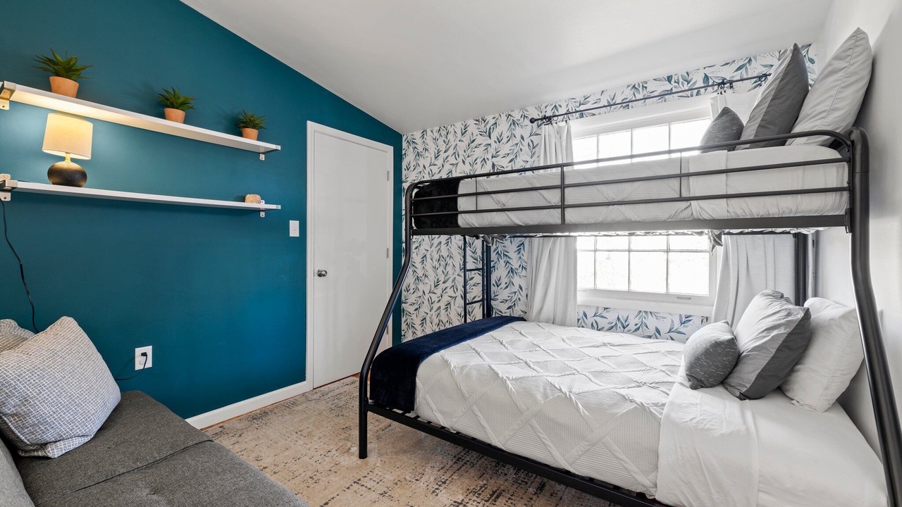 Photo of Bedroom in Oakley
