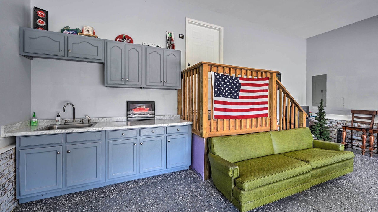 Photo of Livingroom in Browns Summit