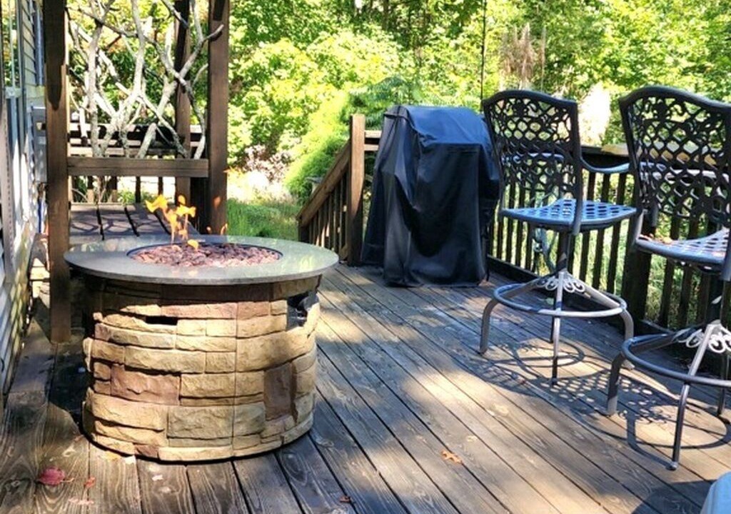 Photo of Patio Balcony in Lake Lure