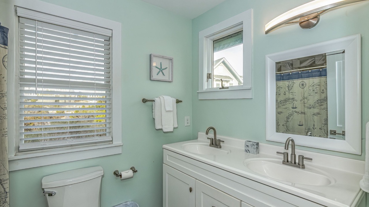 Photo of Bathroom in Flora's Bluff