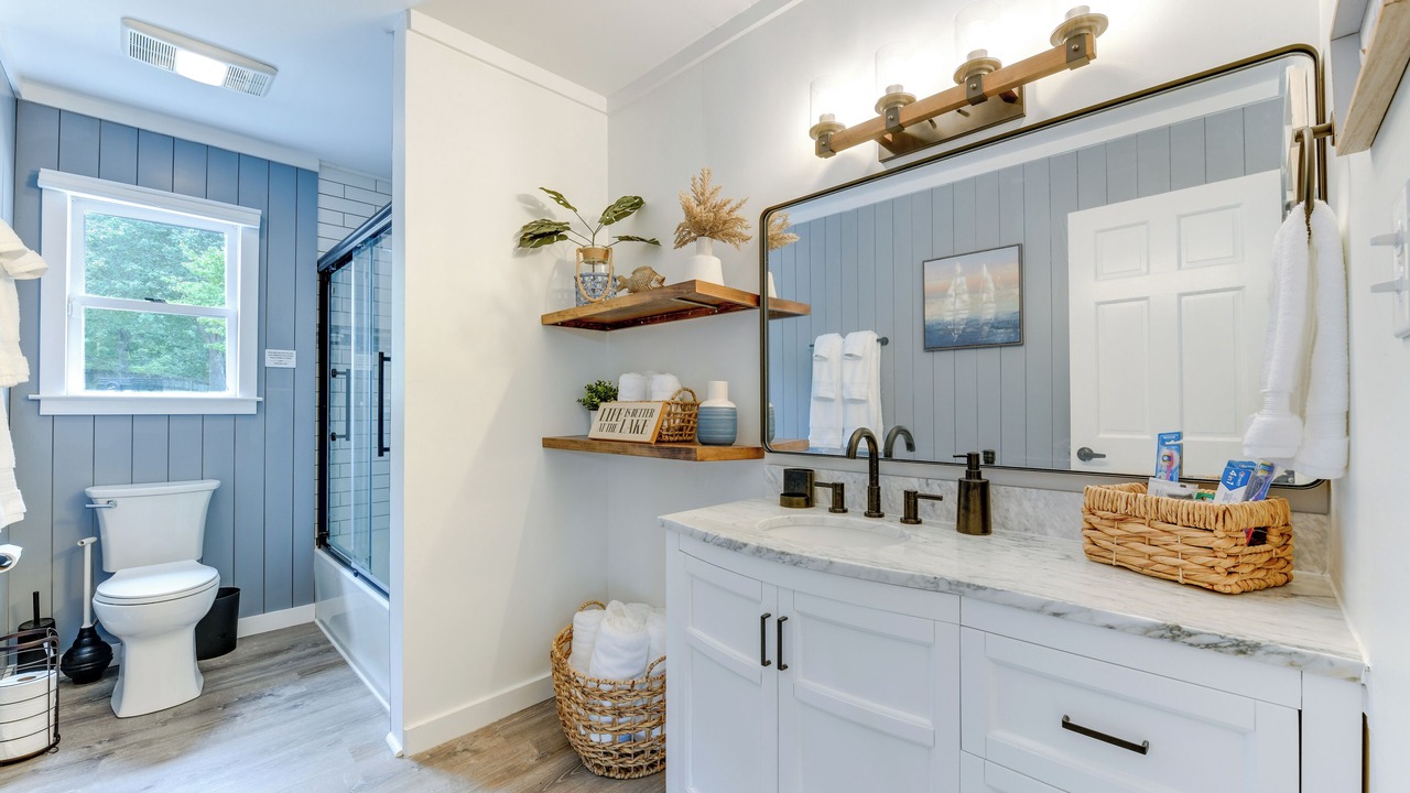 Photo of Bathroom in Sherrills Ford