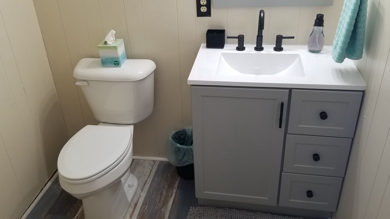 Photo of Bathroom in Kitty Hawk