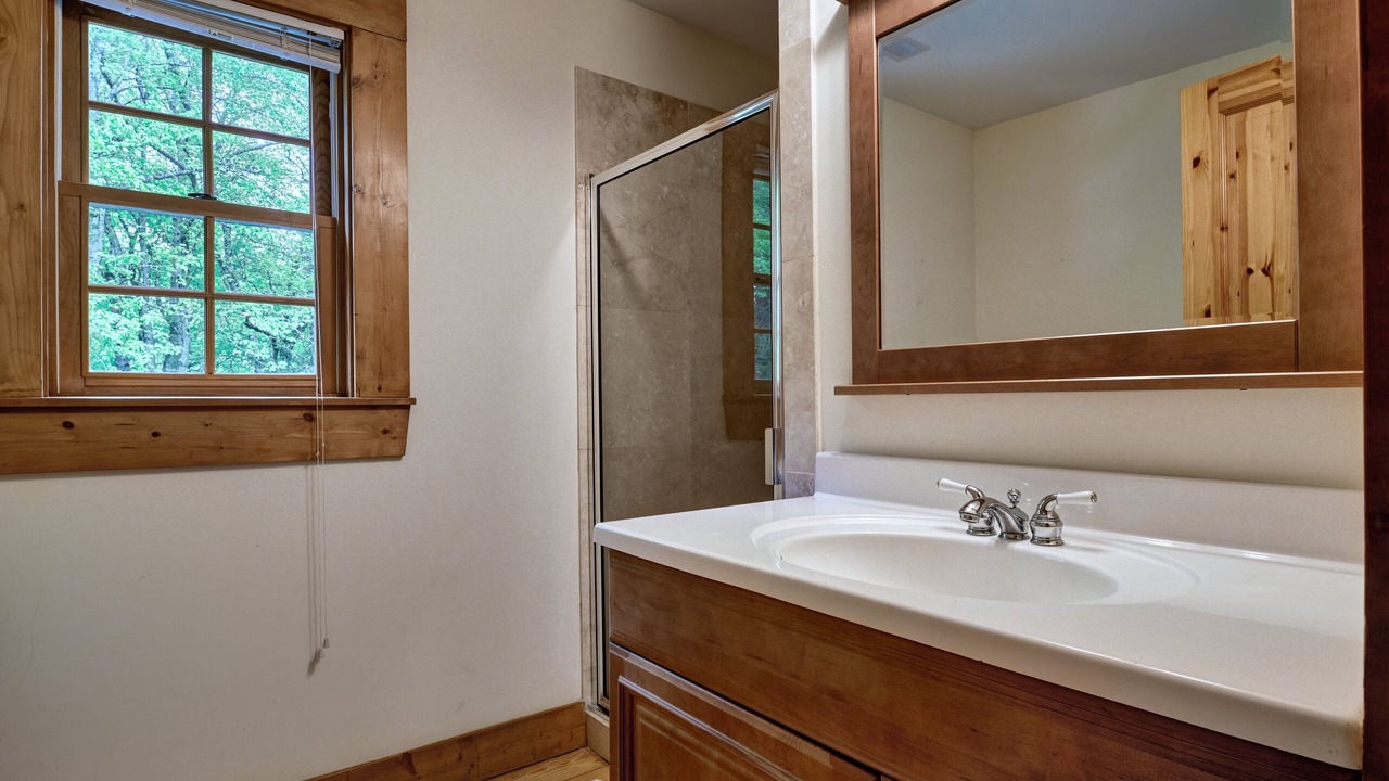 Photo of Bathroom in Sapphire