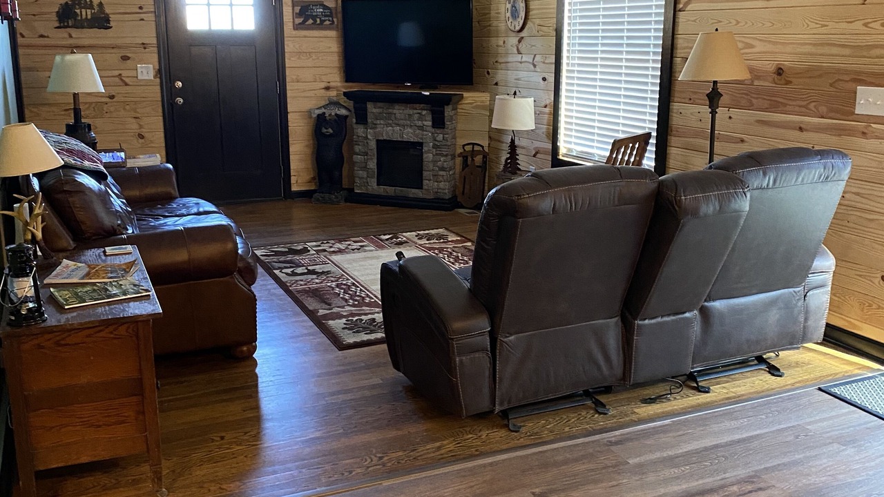 Photo of Livingroom in Millers Creek