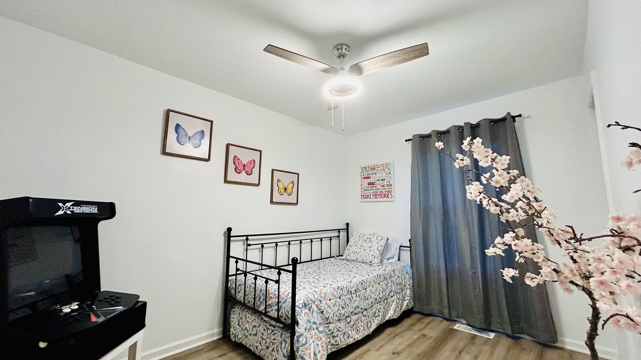 Photo of Bedroom in Toddville Road