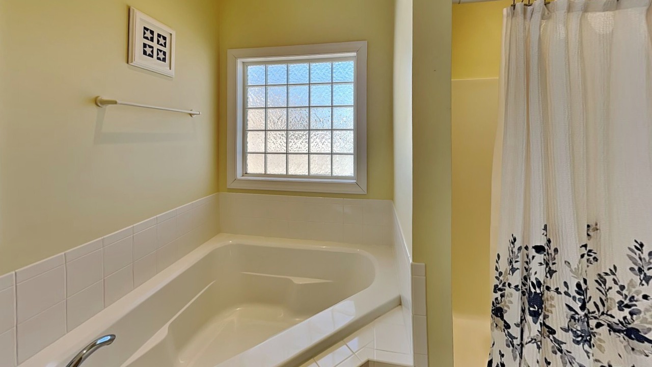 Photo of Bathroom in Village of Stump Sound
