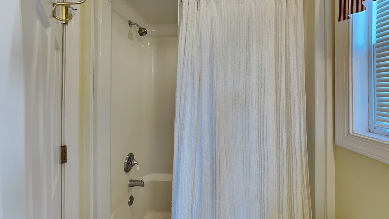 Photo of Bathroom in Village of Stump Sound