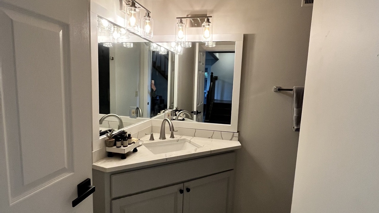 Photo of Bathroom in Saluda