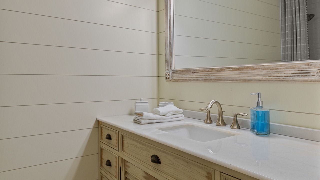 Photo of Bathroom in Highlands Hills
