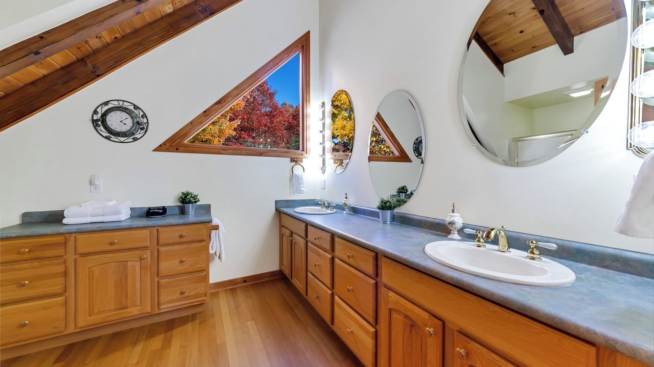 Photo of Bathroom in Marion