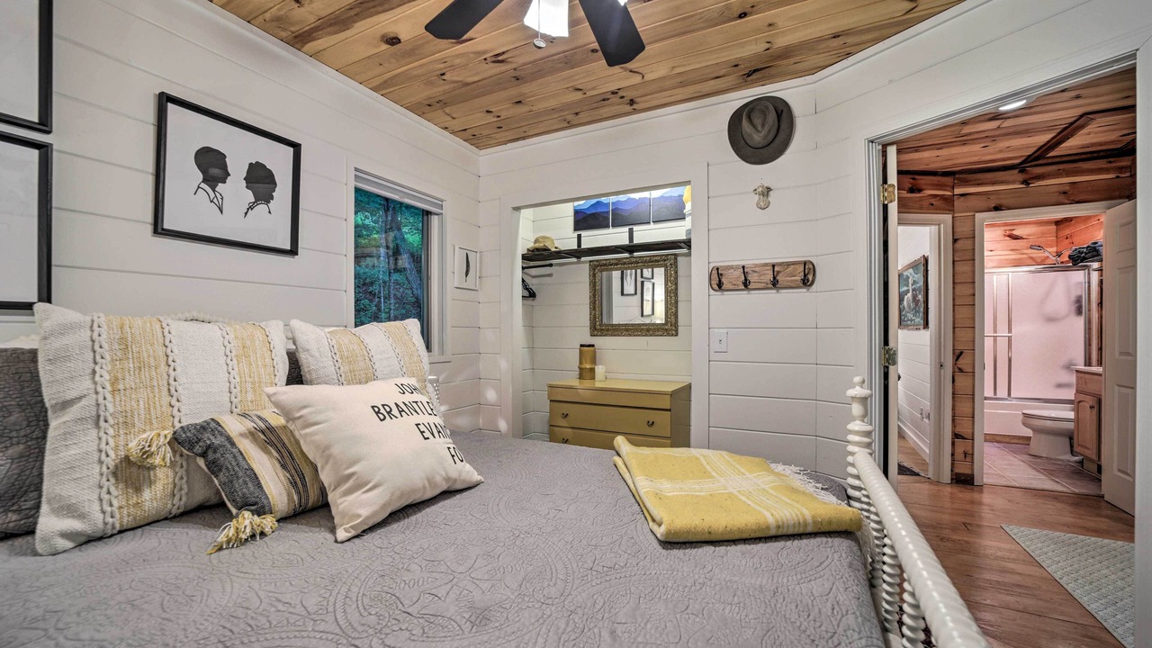 Photo of Bedroom in Highlands