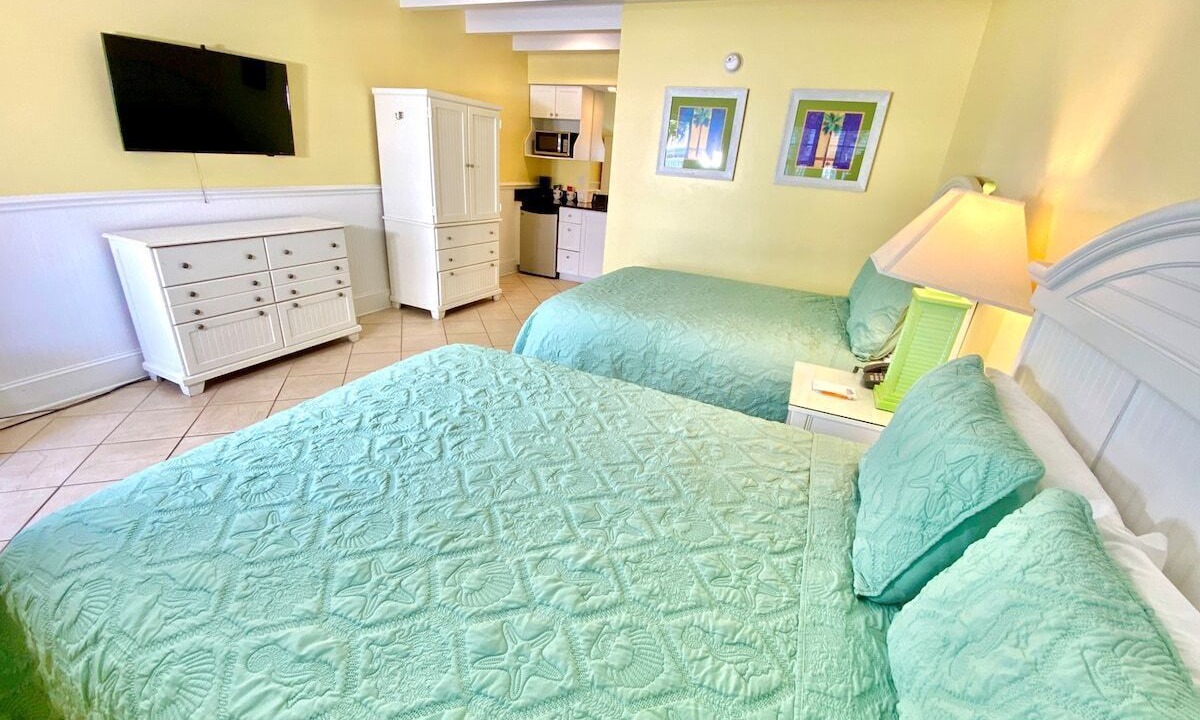 Photo of Bedroom in Atlantic Beach
