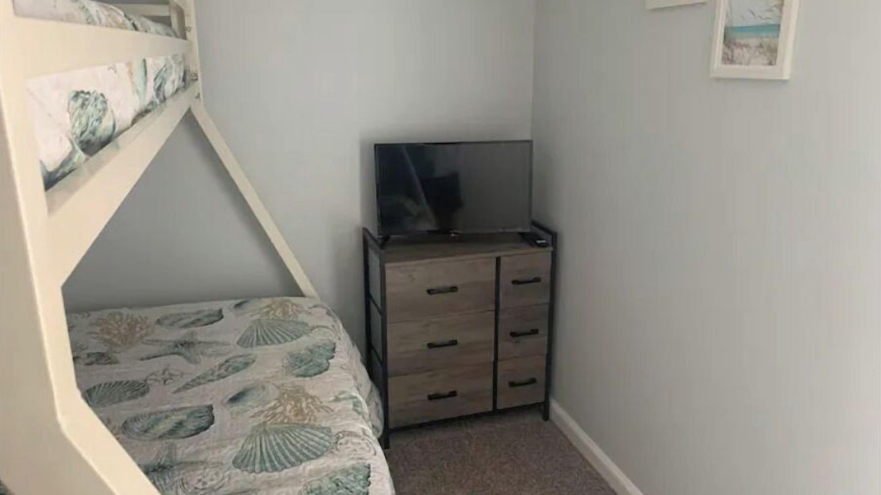 Photo of Bedroom in Ash