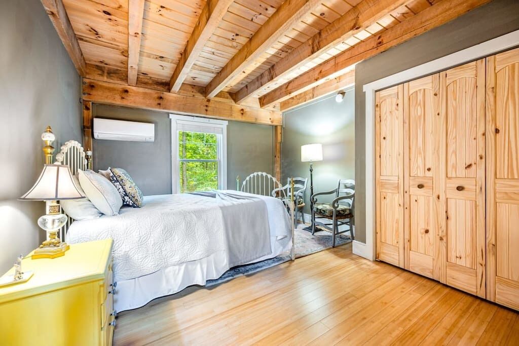 Photo of Bedroom in Bynum