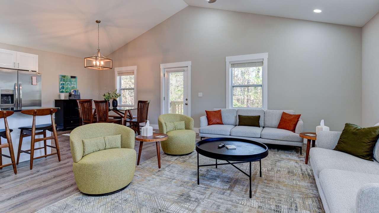 Photo of Livingroom in Weaverville