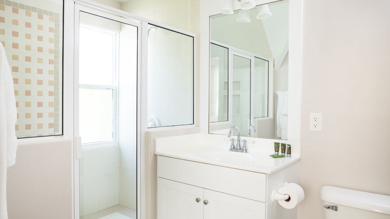Photo of Bathroom in Cape Fear Station