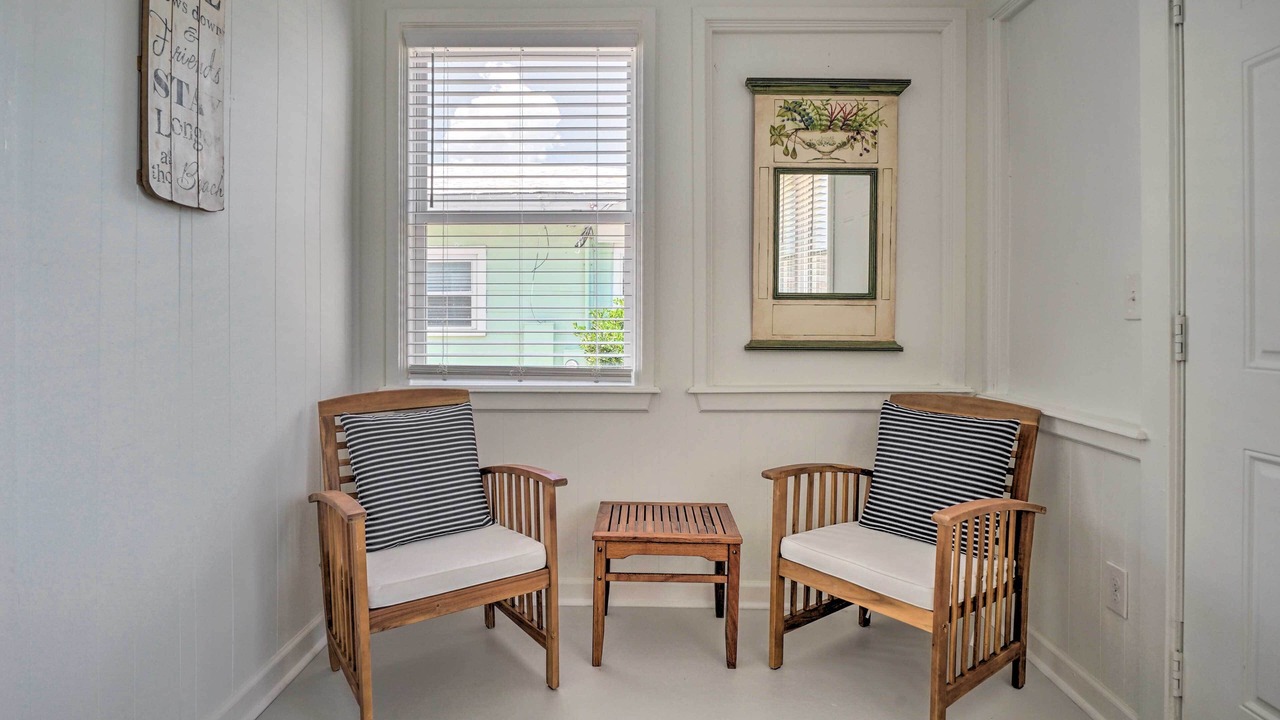 Photo of Livingroom in Wilmington Beach