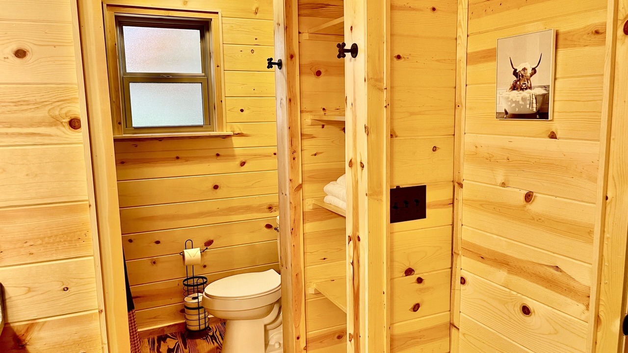 Photo of Bathroom in Murphy
