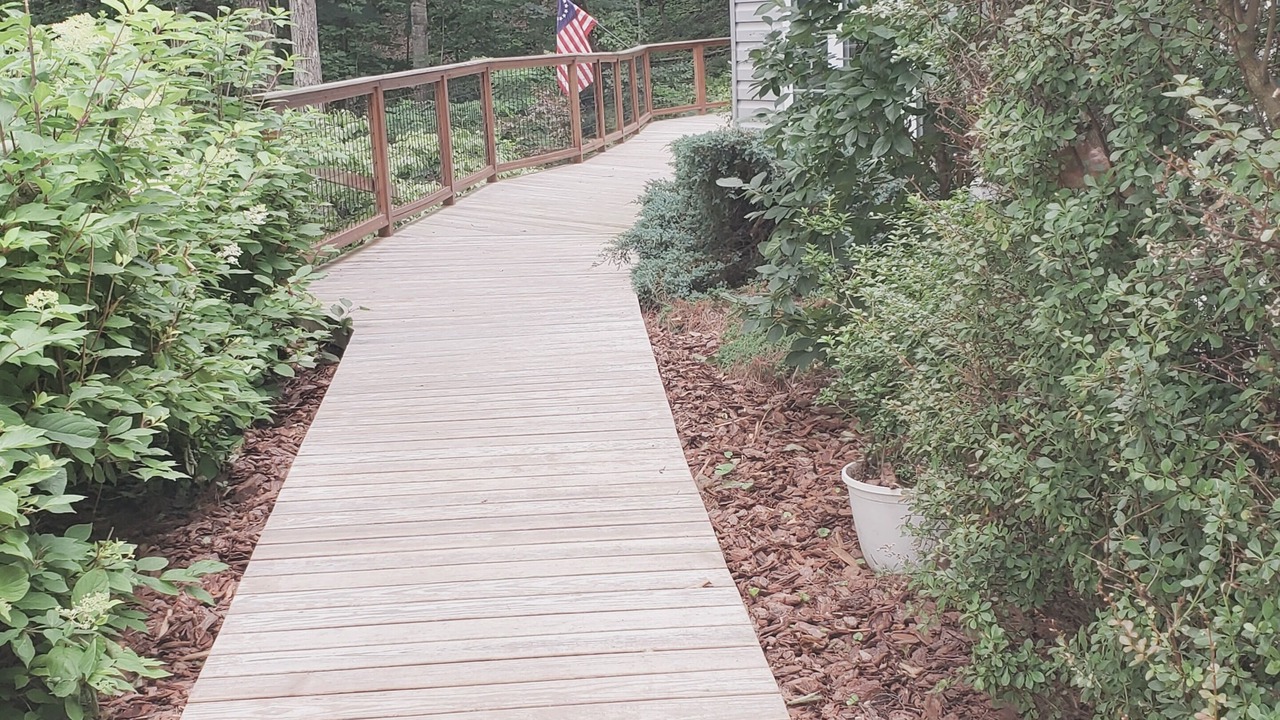 Photo of Outdoor in Laurel Ridge