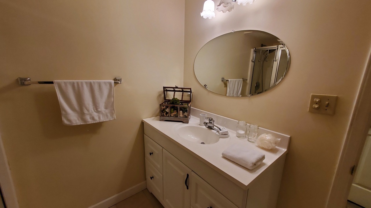 Photo of Bathroom in Laurel Ridge