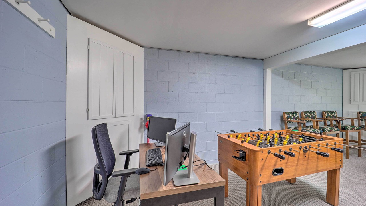 Photo of Bedroom in Deep Gap