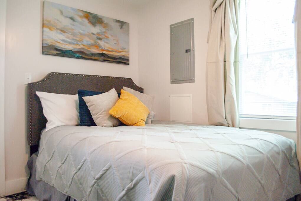 Photo of Bedroom in Clanton