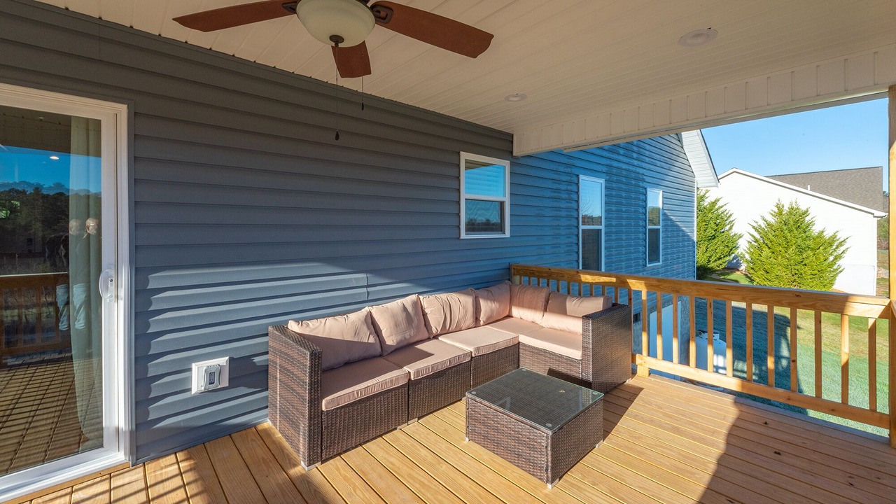 Photo of Patio Balcony in Weaverville