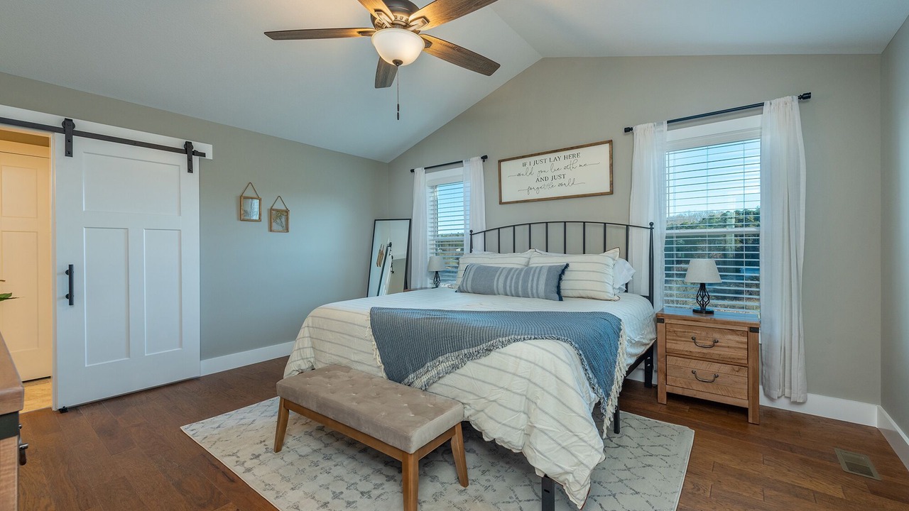Photo of Bedroom in Weaverville