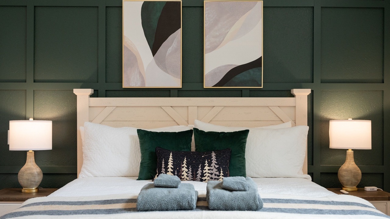 Photo of Bedroom in Candler