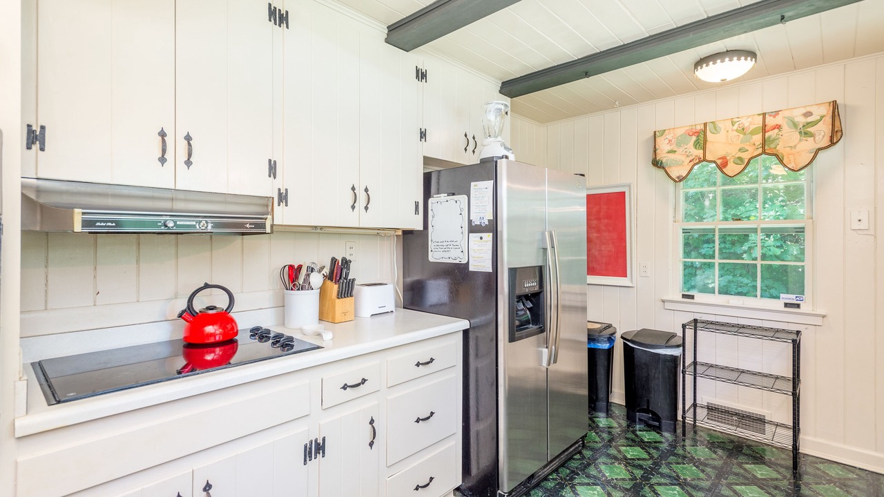 Photo of Kitchen in Laurel Park