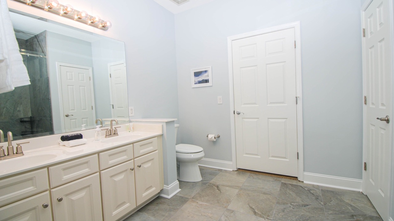 Photo of Bathroom in Mount Mourne