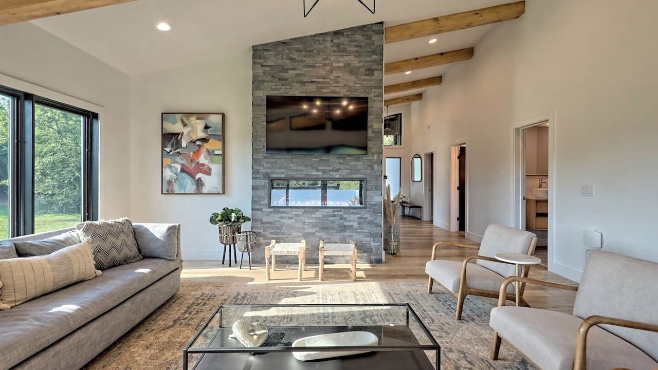 Photo of Livingroom in Hayesville