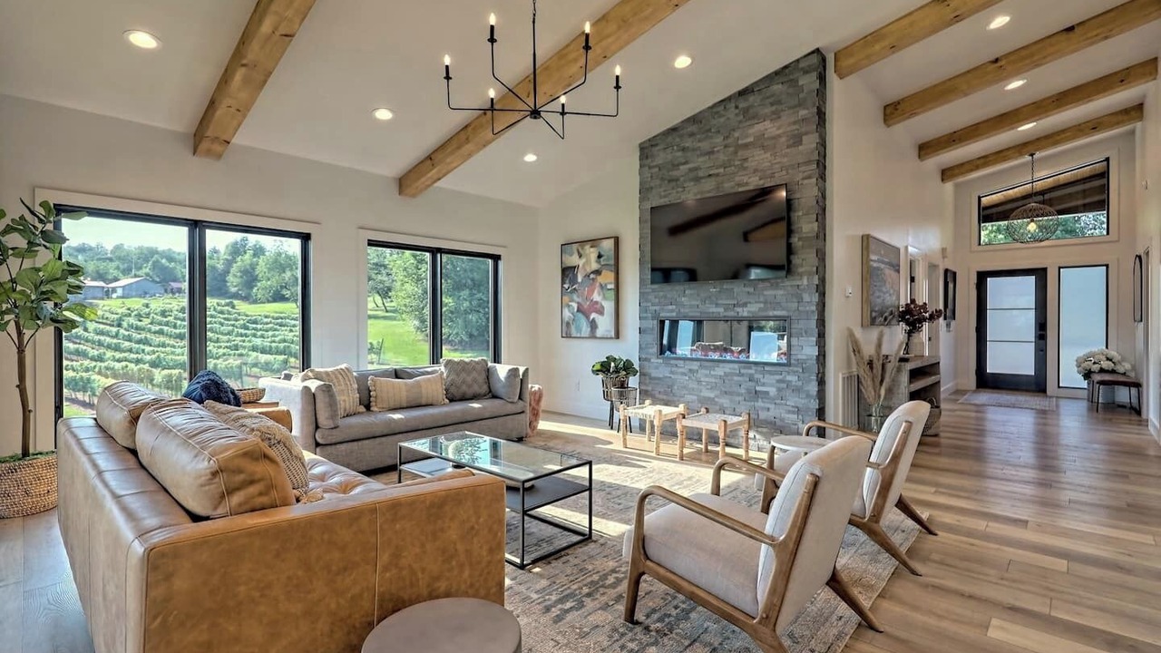 Photo of Livingroom in Hayesville