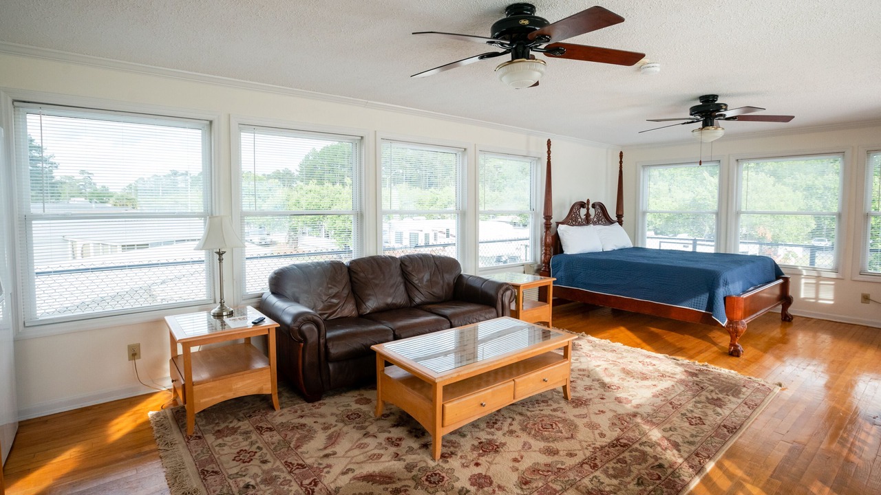 Photo of Bedroom in White Lake