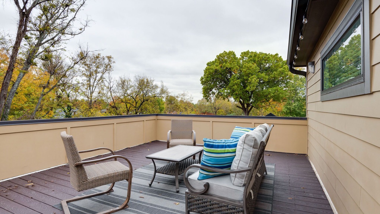 Photo of Patio Balcony in Cleveland Park