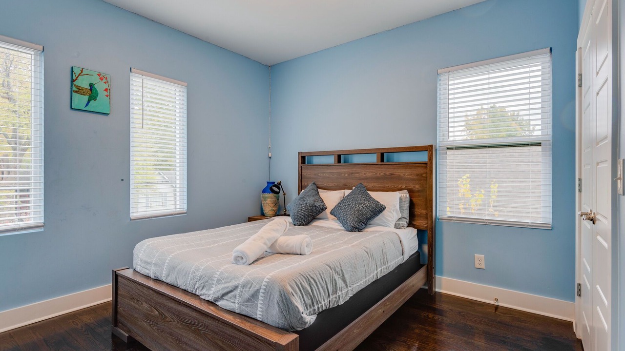 Photo of Bedroom in Cleveland Park