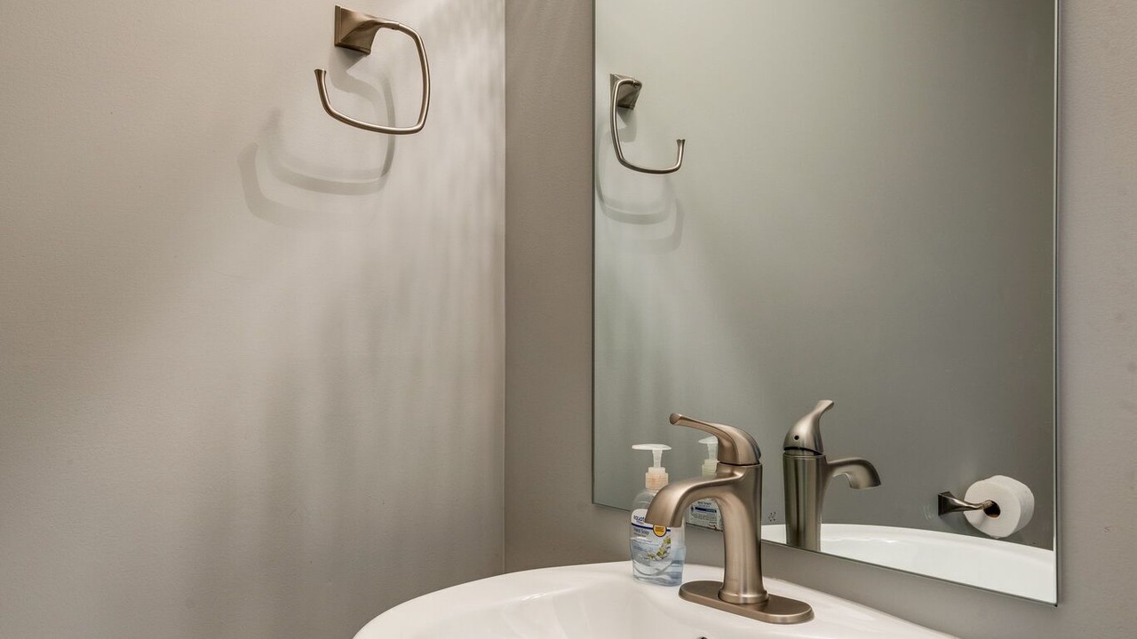 Photo of Bathroom in Cleveland Park
