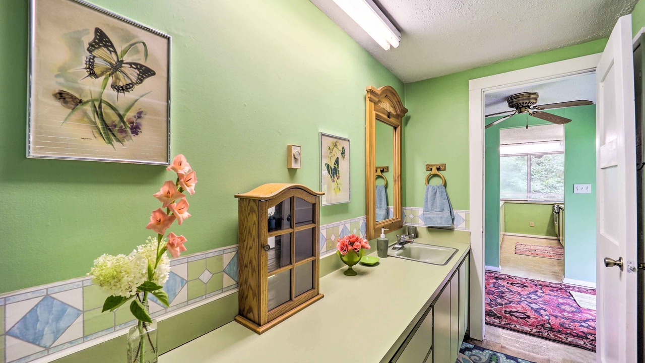 Photo of Bedroom in Frank