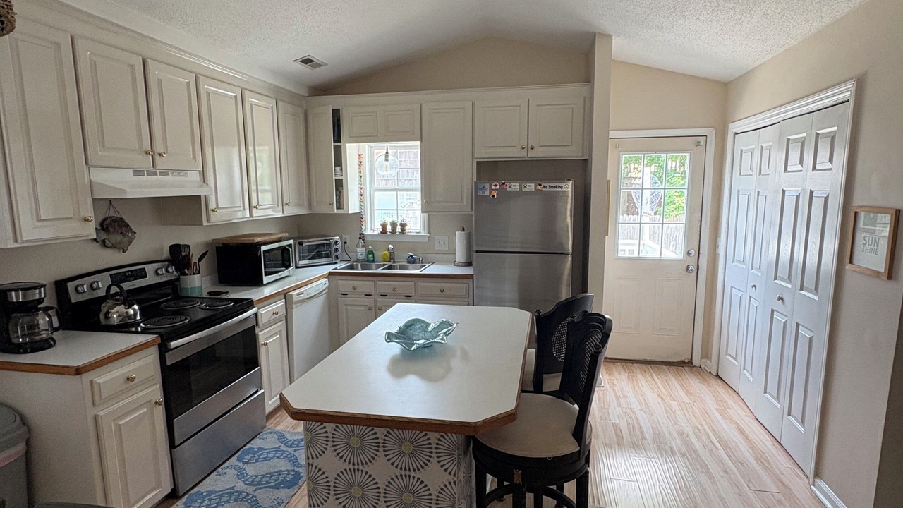 Photo of Kitchen in Tranquil Harbour