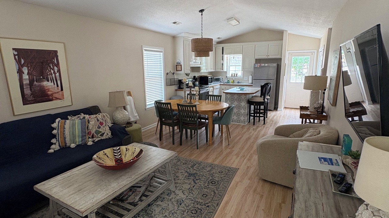 Photo of Livingroom in Tranquil Harbour