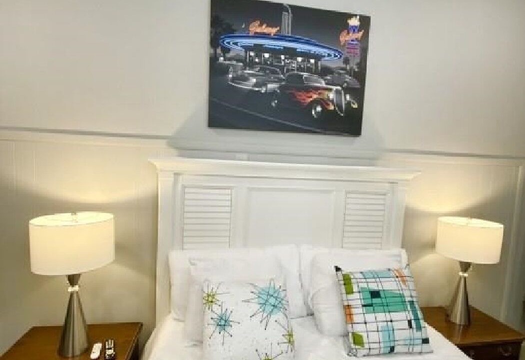 Photo of Bedroom in Flat Rock