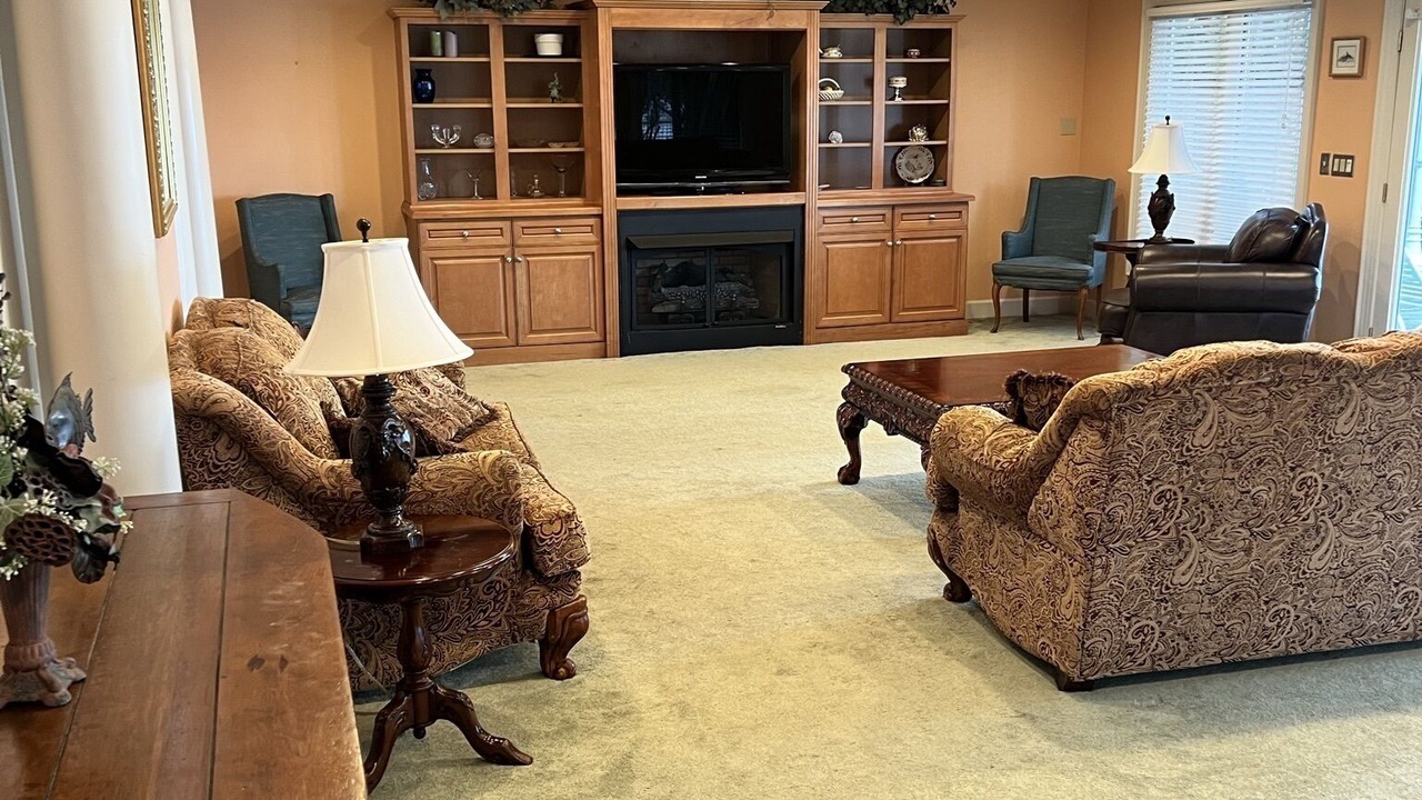 Photo of Livingroom in White Lake